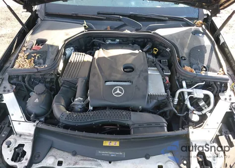 2017 Mercedes-Benz E 300 4Matic из США, поврежденный, VIN WDDZF4KBXHA084741